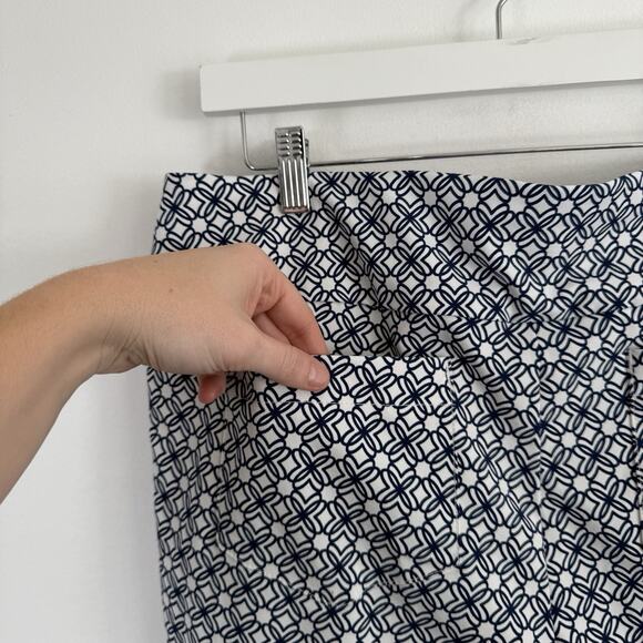 Lilly Pulitzer UPF 50+ Luxletic 28" Corso Kick Flare Pant Blue Preppy Womens 14 - Picture 5 of 8